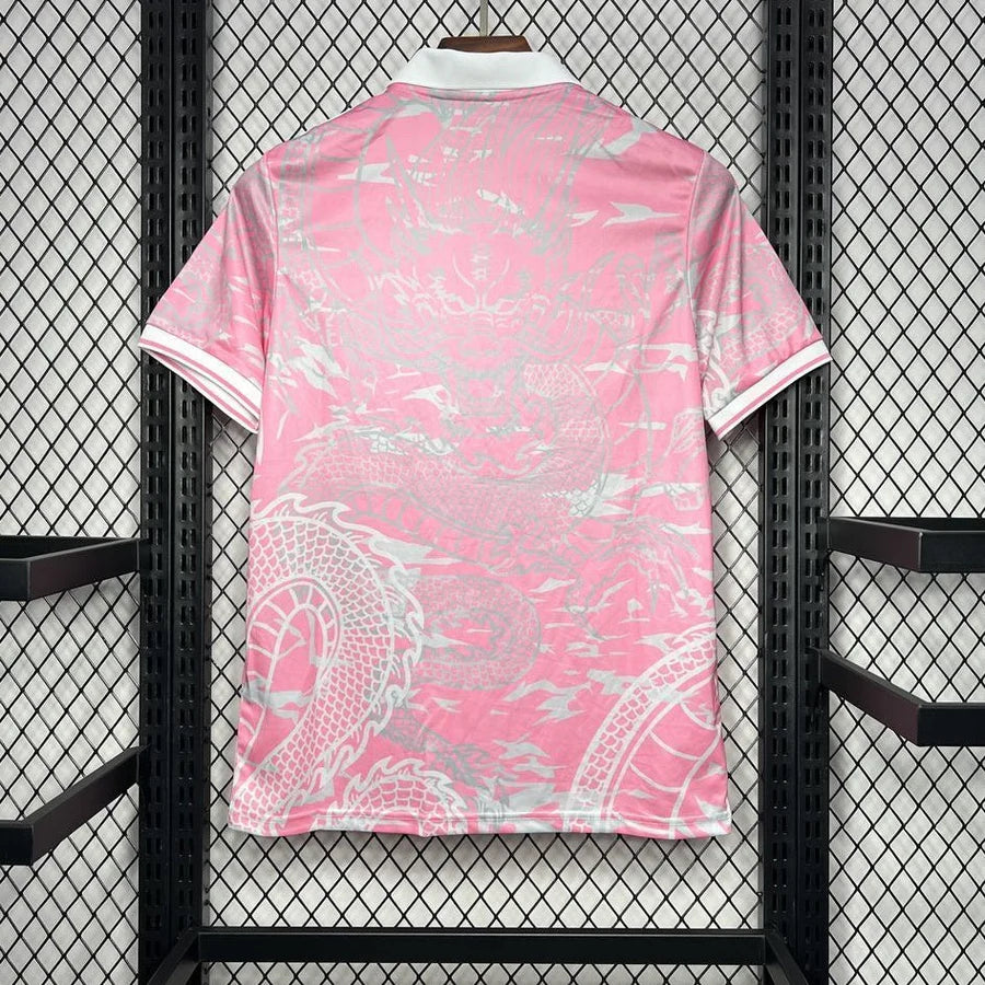 MAILLOT 25/26 REAL MADRID SPÉCIAL STYLE POLO ROSE